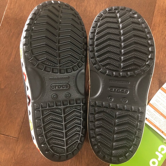 BNWT Crocs Crocband Disney Mickey Sandal size 12 - Picture 4 of 5